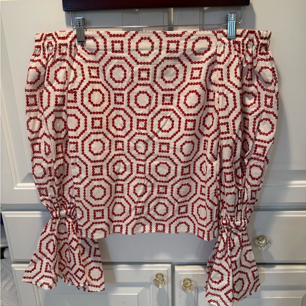 Alexis Micael Embroidered Eyelet Off the Shoulder Top Red and White S - Picture 2 of 2